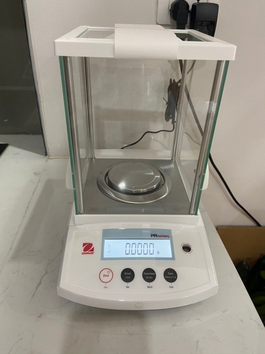 Cân kỹ thuật điện tử PR224/E