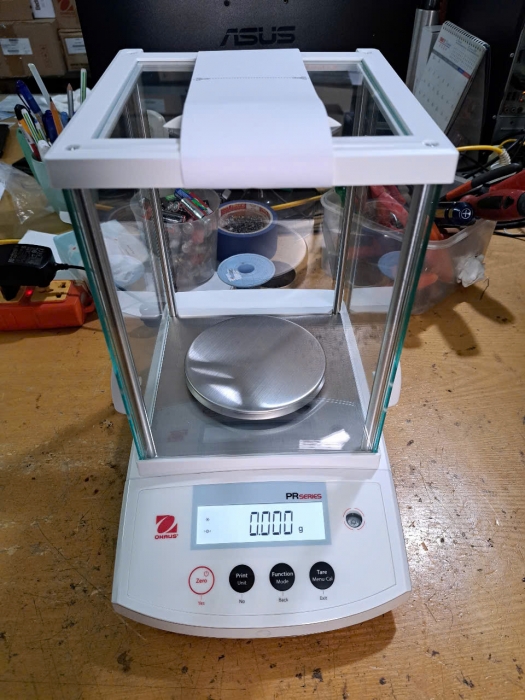 Cân kỹ thuật điện tử PR223/E