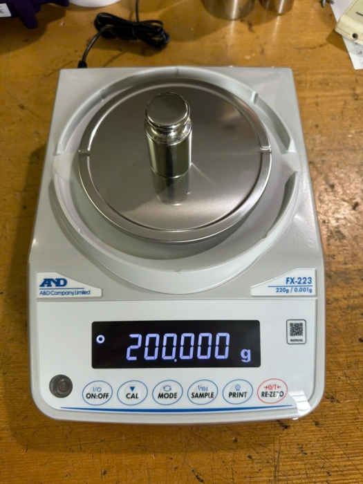 Cân điện tử FX-223