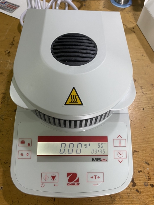 Cân sấy ẩm MB25 Ohaus - USA